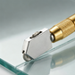 🔧 KAUFE 2, ERHALTE 1 GRATIS!  Professioneller Glasschneider im Stiftdesign – Hartmetallscheibe, ergonomischer Griff & präzise Schnitte – Ideal für Spiegel, Fenster & Glaskunst ✨